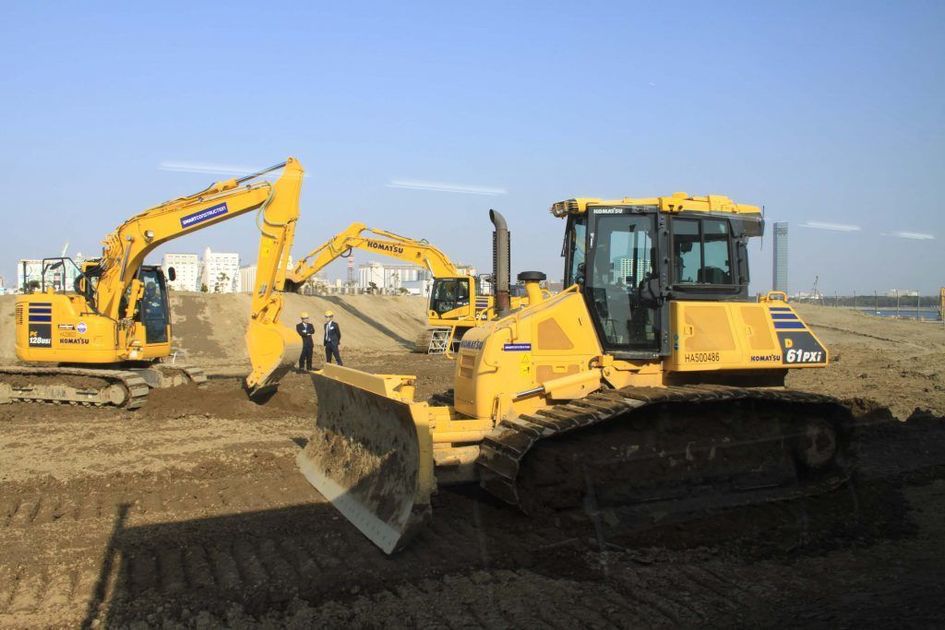 コマツiotセンタ東京 で最新のict建機を体験してきました 建設マッチングサイト Careecon